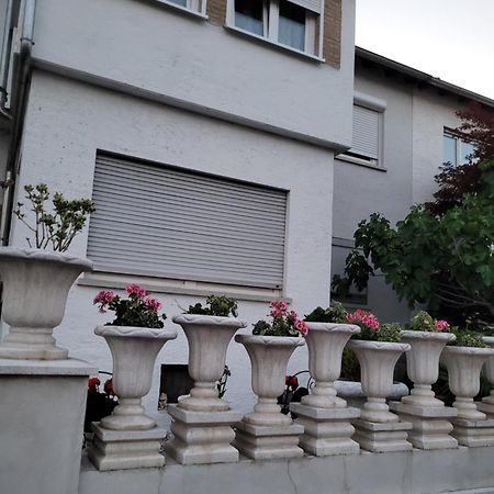 Monteur-, Ferienwohnung Mit Balkon In Hanau Bei Frankfurt Und Aschaffenburg Ngoại thất bức ảnh